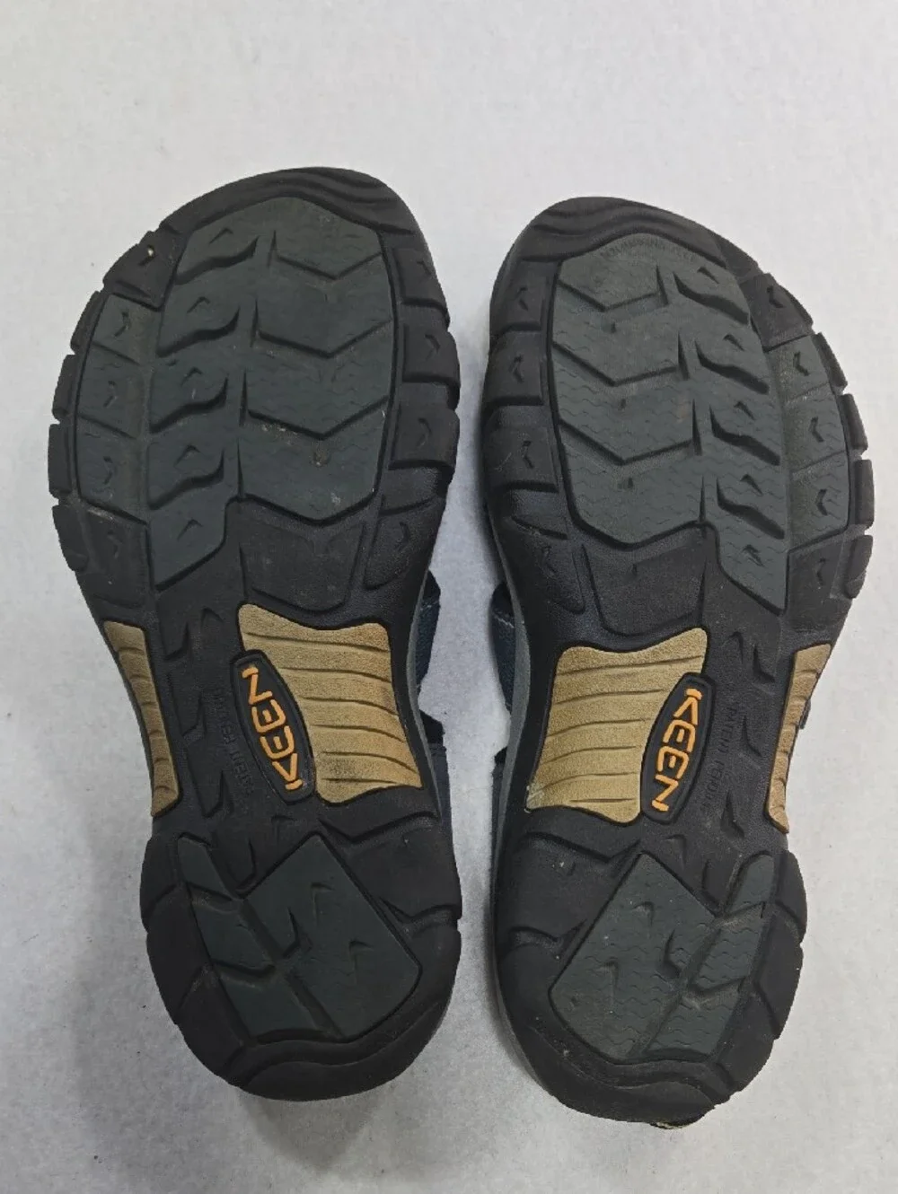 Keen Men's Newport H2 Water Sandal in Blue and Gray